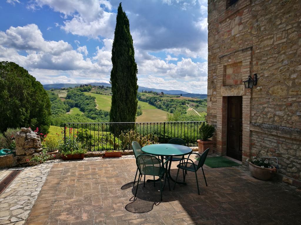 Agriturismo Casale Dei Frontini San Terenziano Exterior foto