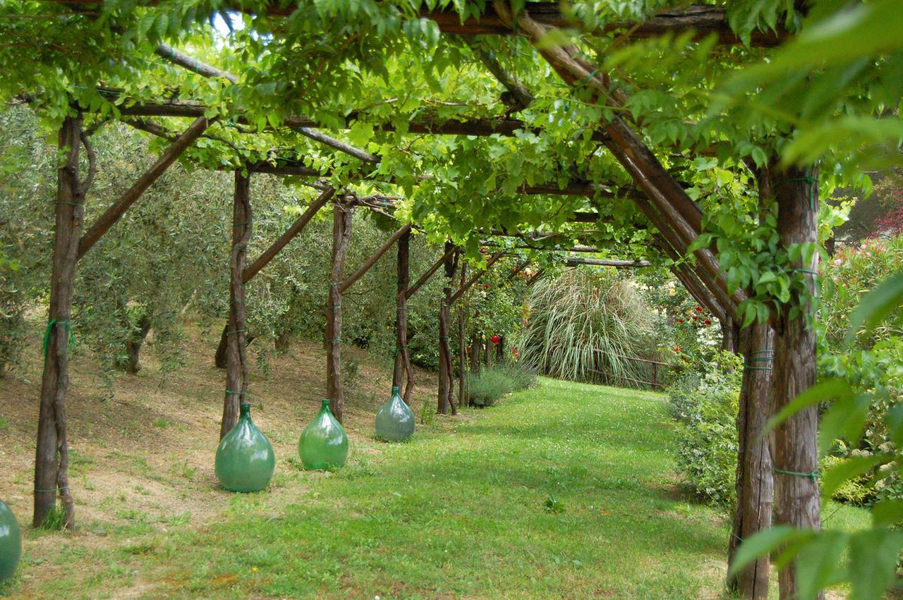 Agriturismo Casale Dei Frontini San Terenziano Exterior foto
